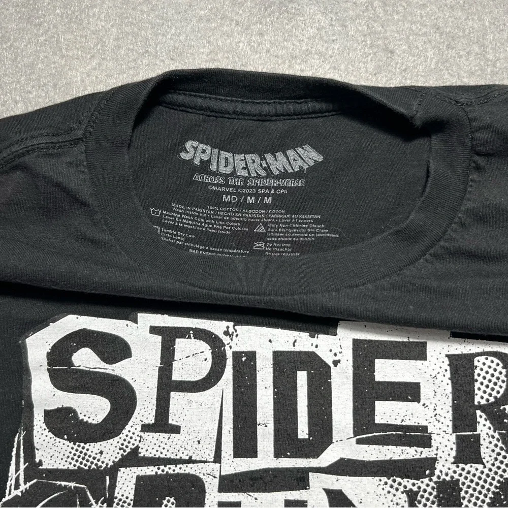Spider-Man Spider-Punk T-Shirt Men’s Medium Black Marvel Across Spider-Verse Tee - Picture 4 of 6